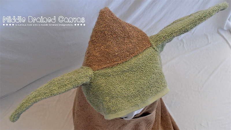 Illustration for article titled Even the Emperor Would Find This Infant Yoda Bath Towel Adorable